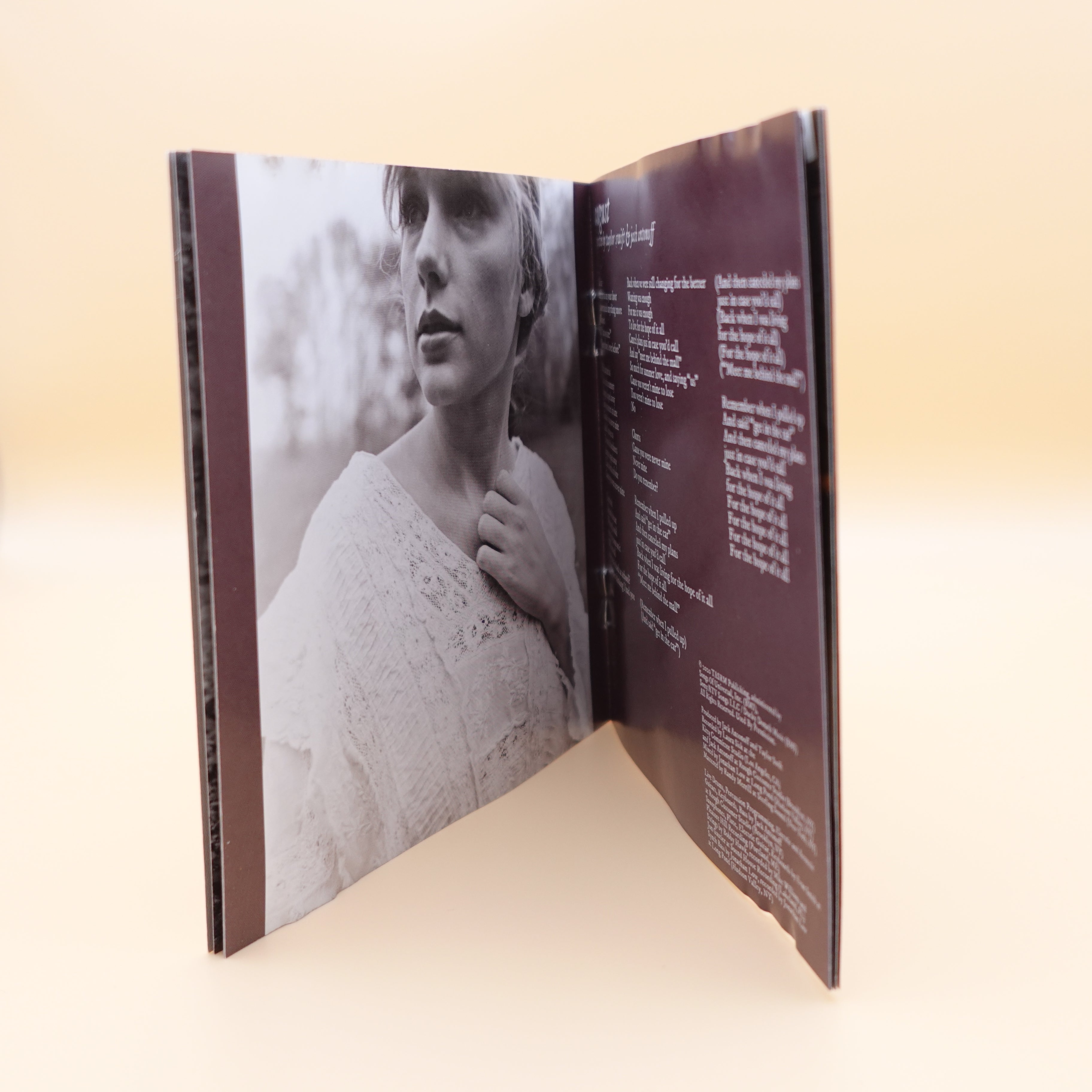 Taylor Swift - Folklore